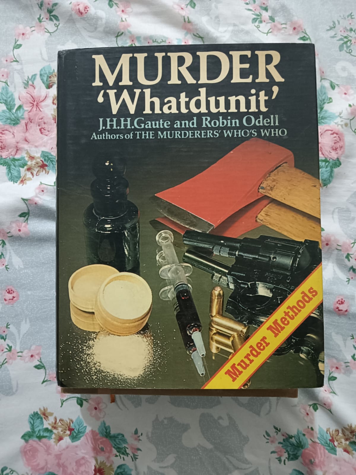 MURDER " Whatdunnit "