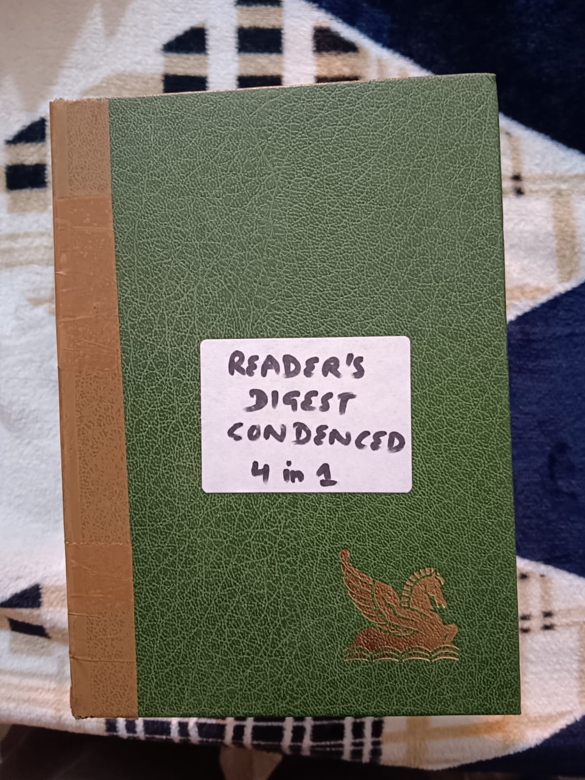 Reader's Digest Condensed Book (4 in 1)