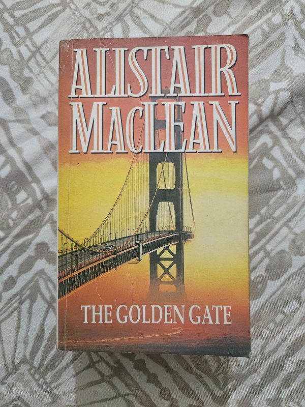 Used Book - Alistair Maclean - The Golden Gate