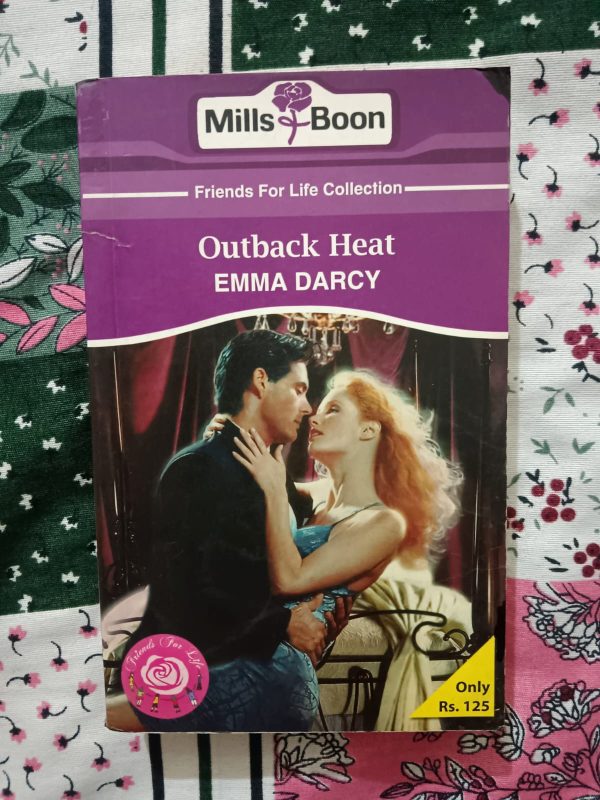 Used Book - Outback Heat - Emma Darcy - Mills & Boon - Friends for Life Collection
