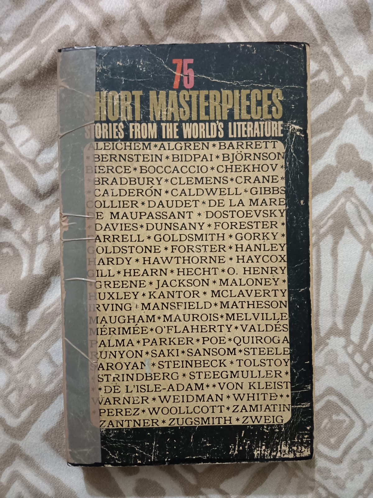 Used Book - 75 Short Masterpieces - Short Stories from the World of Literature - Classic Anthology of Great Stories
