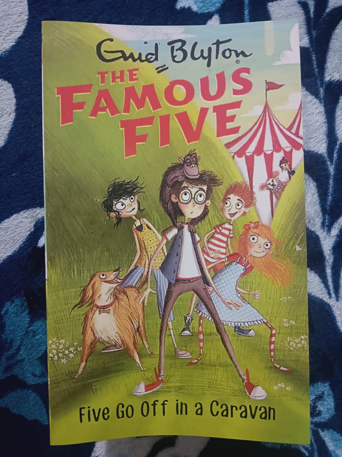 Used Book - Enid Blyton - The Famous Five - Five Go Off In A Caravan