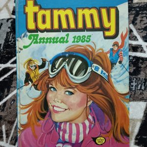 Second hand book - TAMMY Annual 1985 - Romantic & Adventure Stories for Girls in Comic and Cartoon Format - Hardbound - Collectible Edition - Black & White