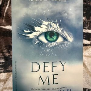 Used Book - Defy Me - Tahereh Mafi - The Story of An Explosive Girl, Who is A Threat and A Powerful Weapon