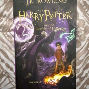 Second hand Book Harry Potter And The Deathly Hallows - A Magic School - A Universe of Imagination Beyond Possibilities