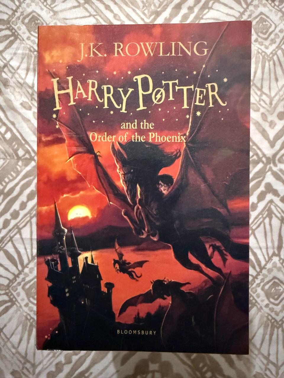 Second hand Book Harry Potter And Order of Phoenix - A Magic School - A Universe of Imagination Beyond Possibilities