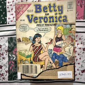 Second hand Book - Betty & Veronica - Digest Magazine - Betty & Veronica Digest Magazine is a dazzling celebration of comic book fiction’s most iconic best-friend duo. Balancing high-fashion rivalries and heartfelt loyalty, their Riverdale misadventures are packed with timeless charm, wit, and romantic drama. It is a brilliant, pocket-sized classic that guarantees pure, feel-good entertainment on every page.
