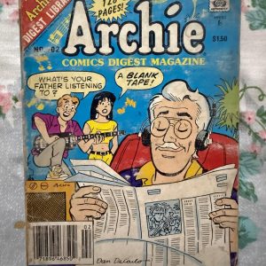 Second hand Book - Archie Digest Magazine - Archie Digest Magazine is the ultimate pocket-sized escape into the timeless world of Riverdale. Brimming with iconic high school drama, wholesome teenage mishaps, and the legendary love triangle, it perfectly captures classic American humor. It is a brilliant, feel-good treasury that delivers effortless nostalgia and pure entertainment on every single page.