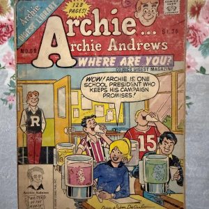 Second hand Book - Archie Andrews Where Are You - Archie Digest Magazine is the ultimate pocket-sized escape into the timeless world of Riverdale. Brimming with iconic high school drama, wholesome teenage mishaps, and the legendary love triangle, it perfectly captures classic American humor. It is a brilliant, feel-good treasury that delivers effortless nostalgia and pure entertainment on every single page.