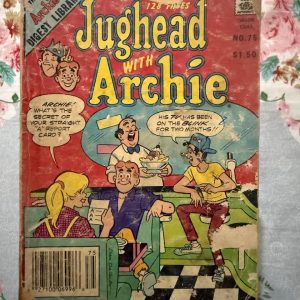 Used Book - Jughead With Archie – Jughead Comics Digest Magazine is a hilarious tribute to Riverdale’s premier burger-loving nonconformist. Bursting with classic adventures, crown-wearing antics, and his trademark sarcastic wit, this pocket-sized powerhouse delivers double the laughs. It is a delightfully charming read that perfectly celebrates the ultimate lazy genius and his timeless comic escapades.
