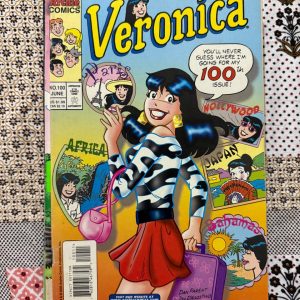 Second hand Book - Archie Comics - VERONICA - Jumbo Size - This Veronica Jumbo Size edition is a glamorous, laugh-out-loud triumph! Showcasing Riverdale’s favorite rich girl, it perfectly captures her sharp wit, high-fashion antics, and fierce loyalty. Packed with classic storylines, nostalgic artwork, and endless teenage drama, this massive, feel-good collection delivers pure, timeless entertainment for Archie fans everywhere.